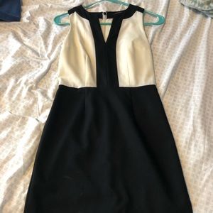 Banana republic black and white sheath dress00p